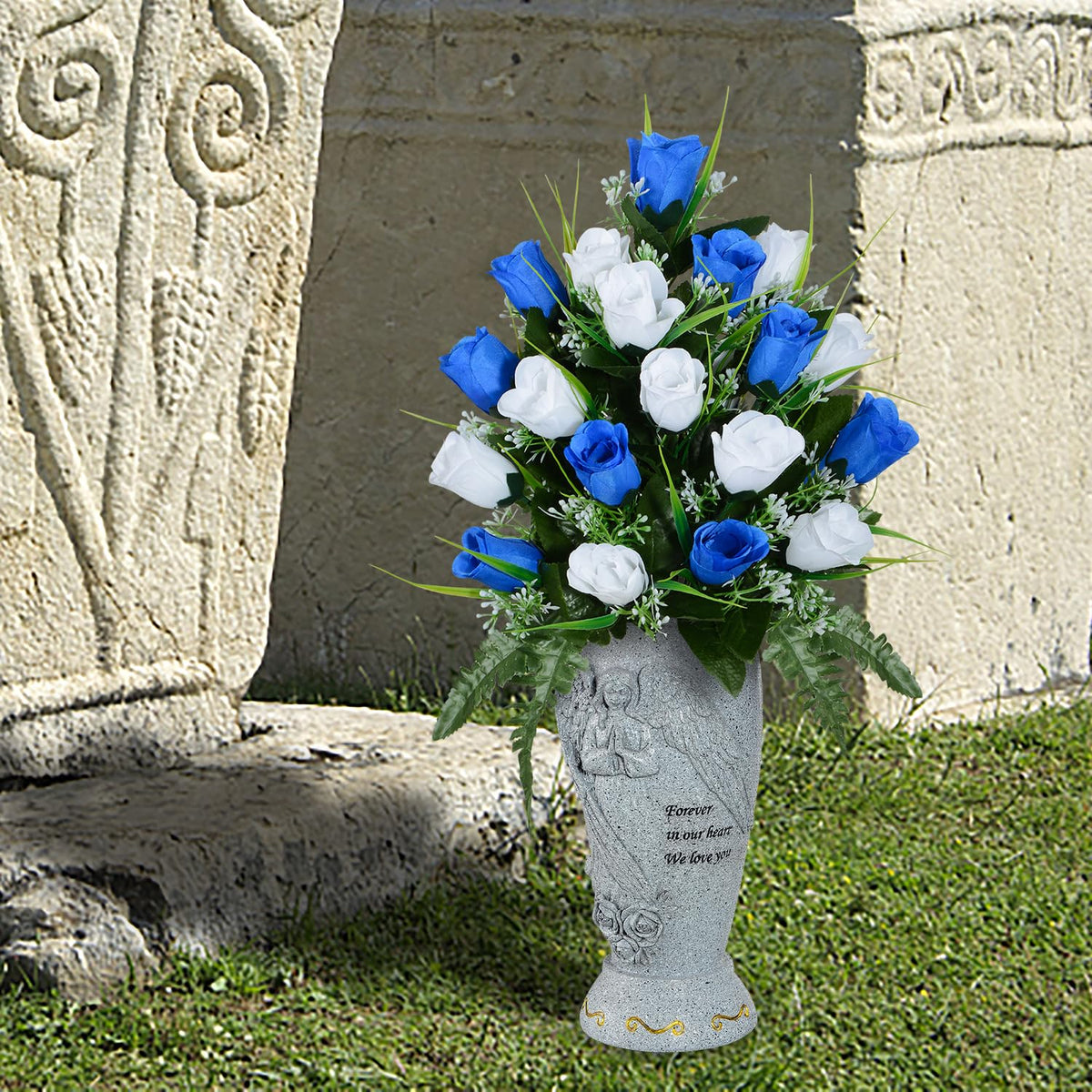 XONOR grave vase includes two metal spikes for wind-resistant installation