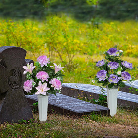XONOR weather-resistant silk flowers suitable for outdoor memorials