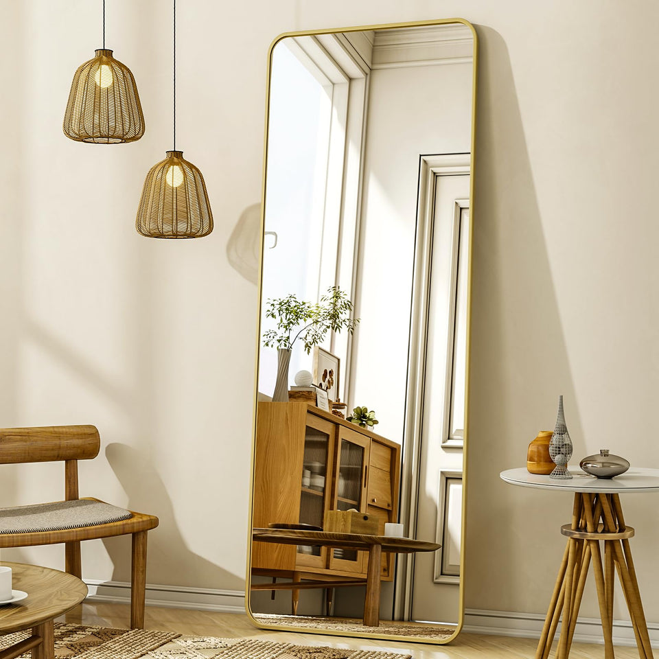 XRAMFY full-length mirror with stand for easy full-body checks.