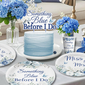 Xynic Something Blue centerpieces provide elegant photo-worthy focal points.
