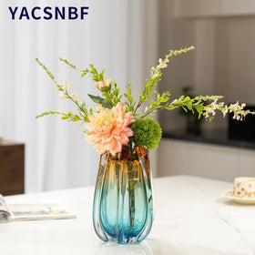 YACSNBF versatile vase shines with or without stems