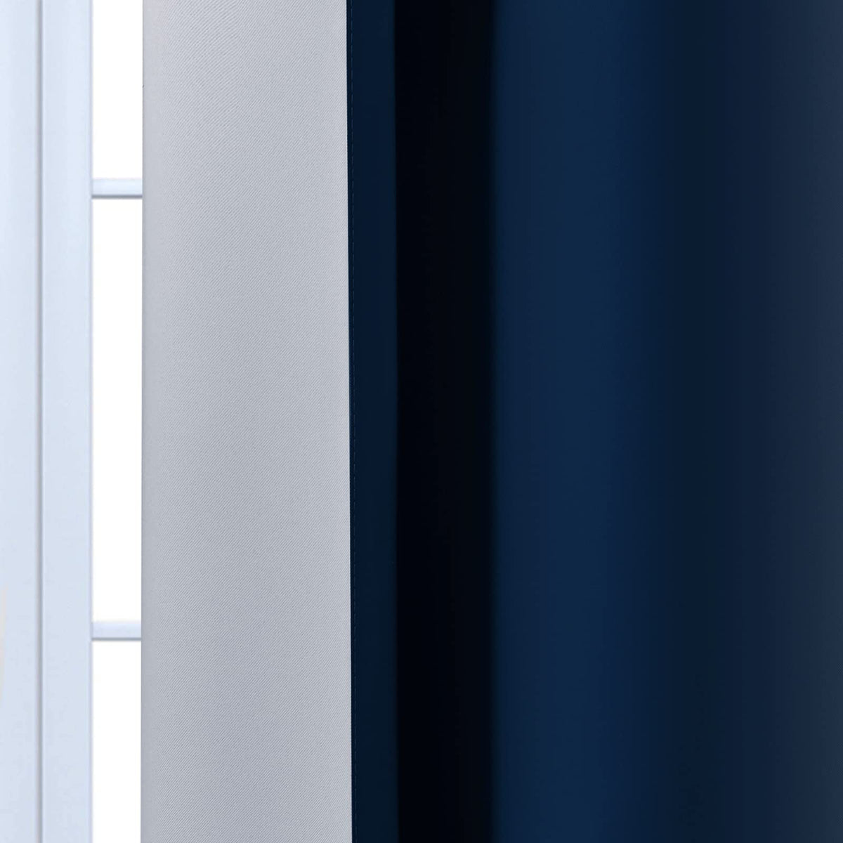 Yakamok with silver grommets offers easy installation and smooth sliding.