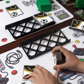 Yalikop universal compatibility with raw, sleeved, and graded cards