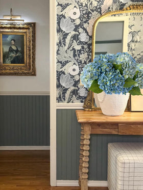 YalzoneMet hydrangea color variation image ideal for weddings.