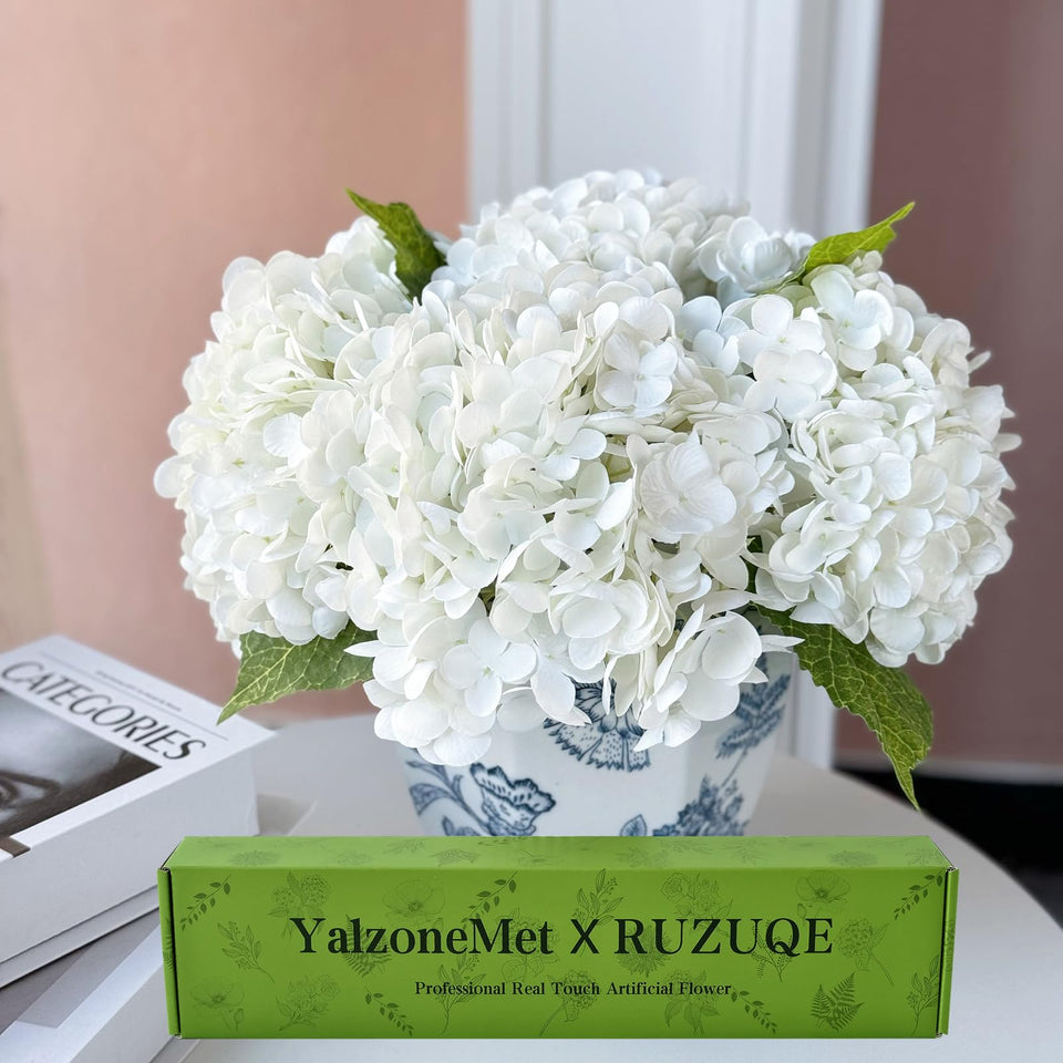 YalzoneMet RUZUQE white hydrangea head close-up for elegant decor