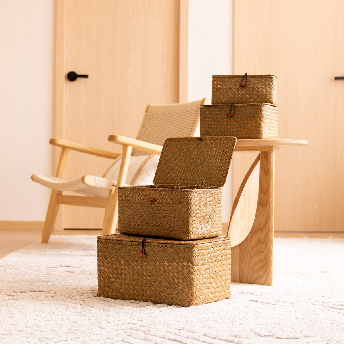 YANGQIHOME four-pack set fits DVDs, towels, and toiletries neatly.