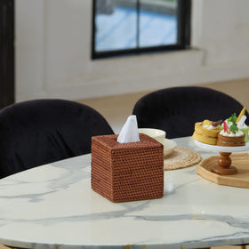 YANGQIHOME Easy Cleaning tissue box cover: simply wipe with a damp cloth.