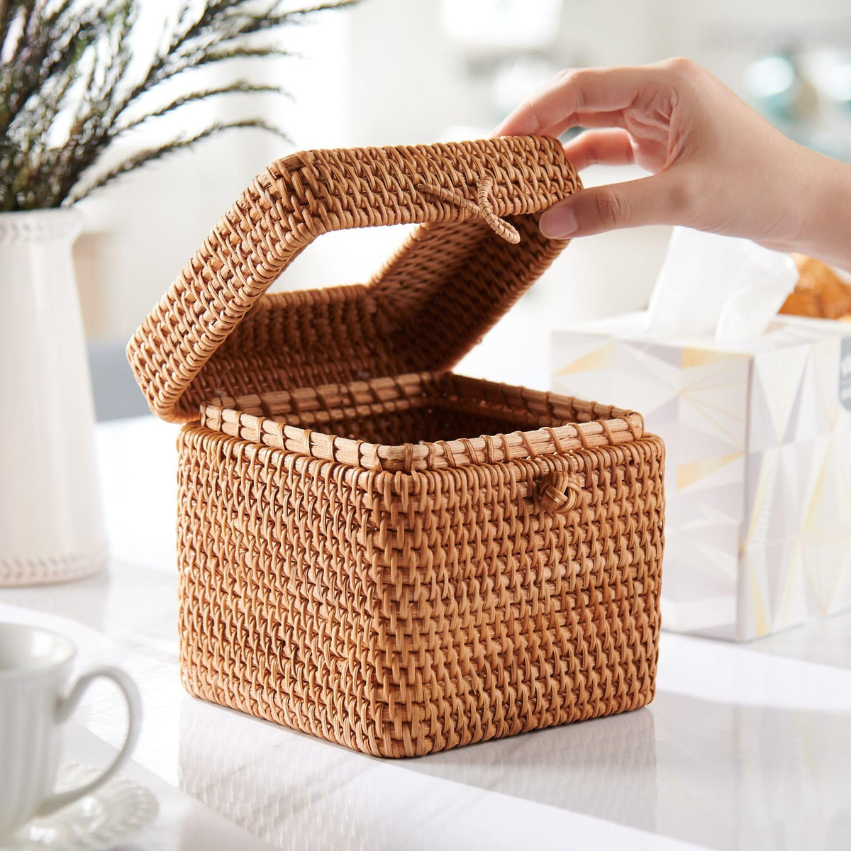 yangqihome fit for 5.7-inch square tissue boxes on visible surfaces.