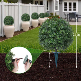 Yangrass topiary with built-in spikes for easy soil insertion.