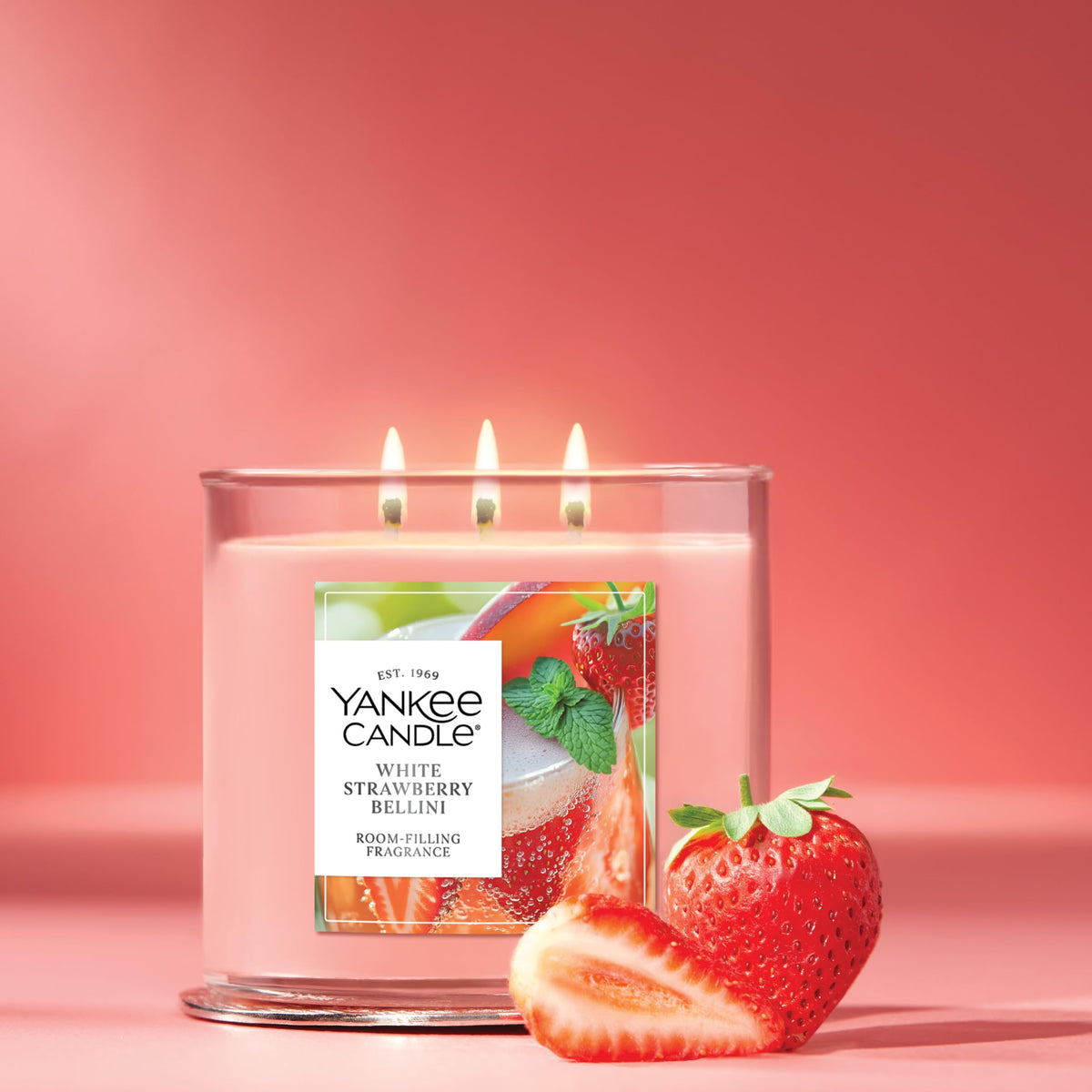 Premium plant wax blend delivers clean burn and steady fragrance