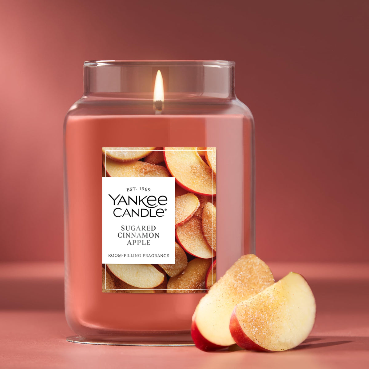 Yankee Candle Sugared Cinnamon Apple jar gift-ready for gifting.