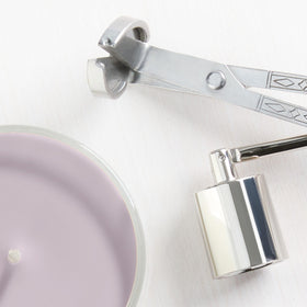 Long-lasting burn up to 40 hours for extended fragrance exposure.