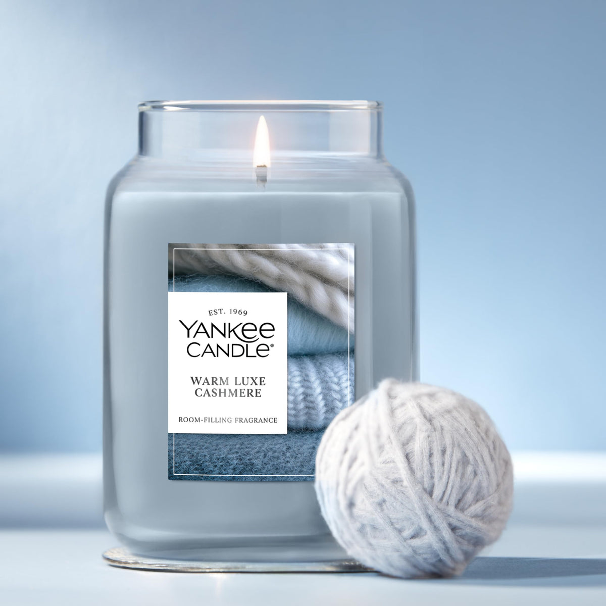 Yankee Candle Warm Luxe Cashmere lid-open shot showcases premium presentation.