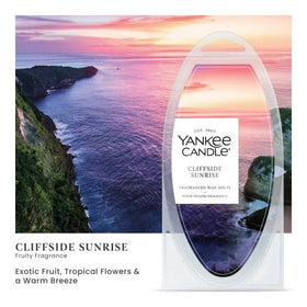 Yankee Candle wax melts Coconut Beach creating creamy coconut ambiance