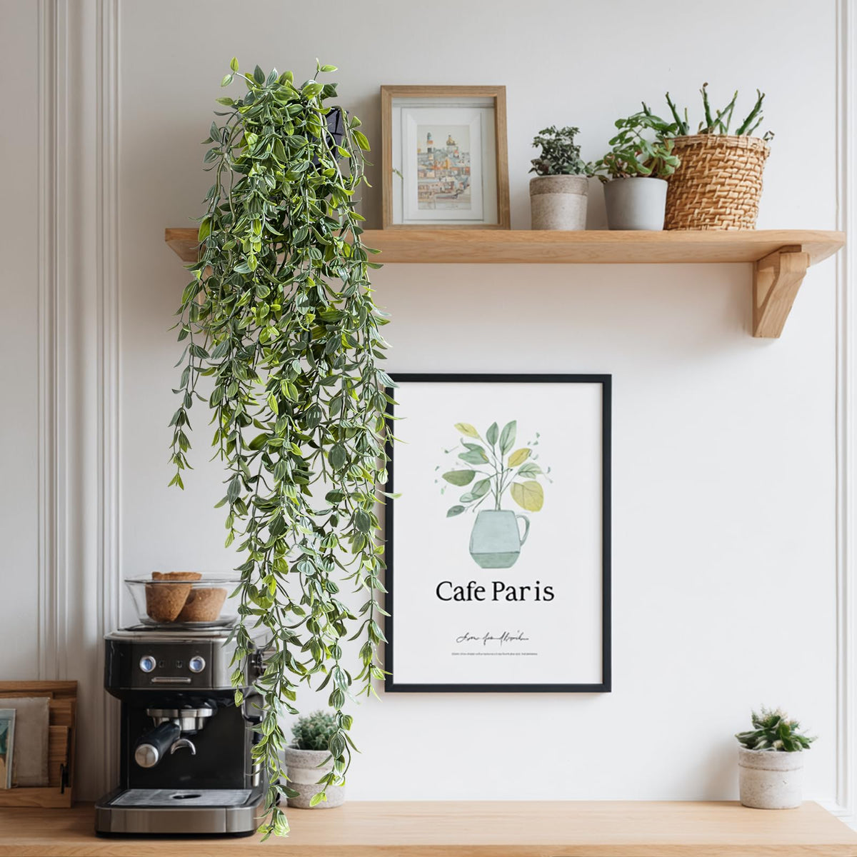 Yarmare maintenance-free greenery requires no watering and is easy to dust.