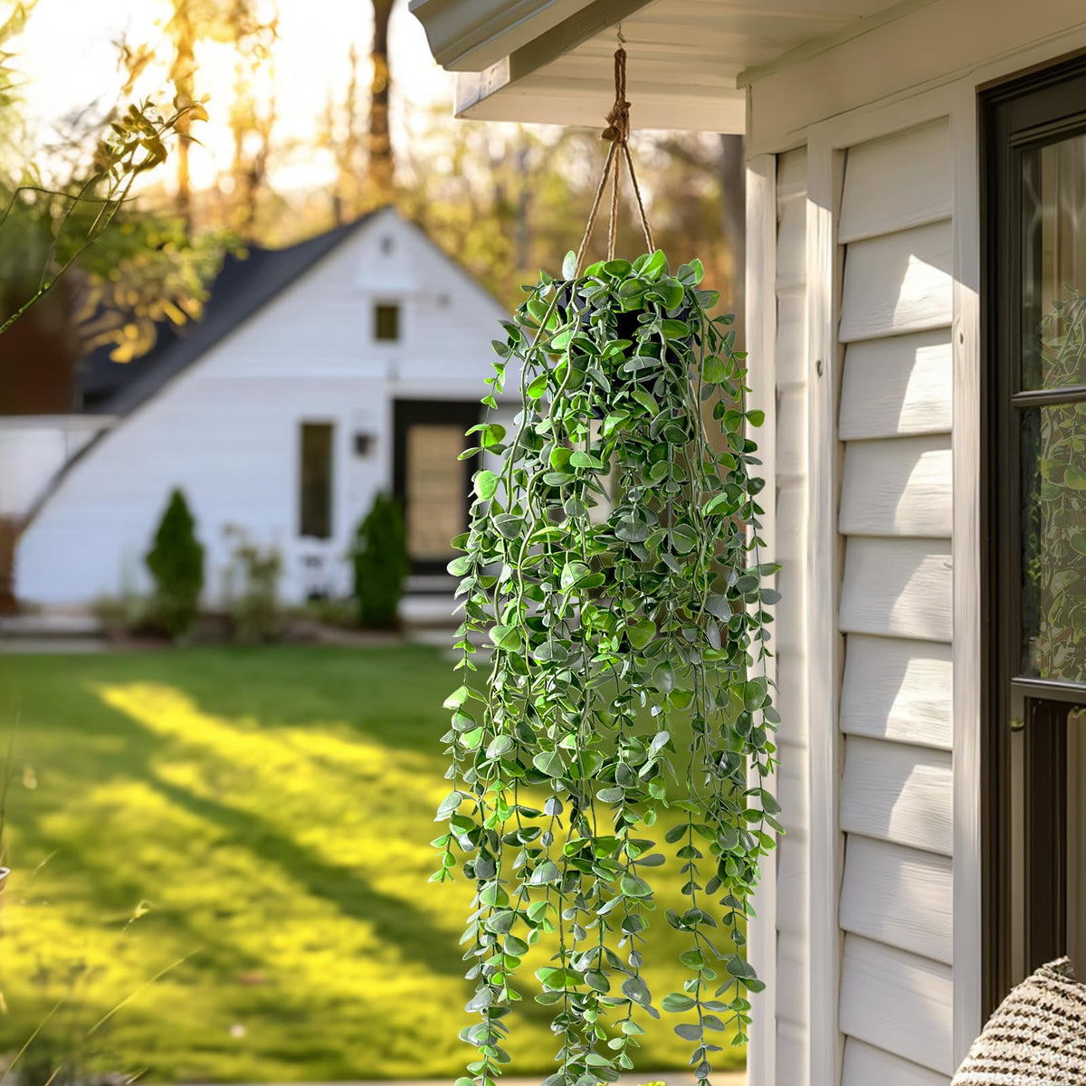 Yarmare maintenance-free greenery requires no watering or sunlight.