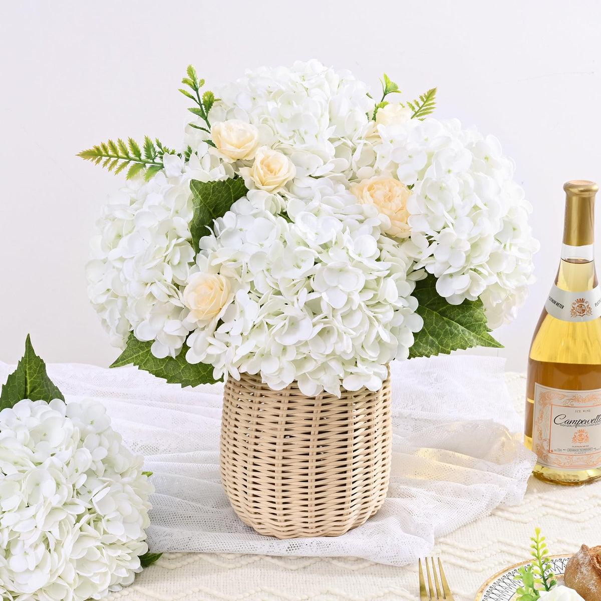 Yastouay white hydrangea blooms brighten indoor and outdoor setups