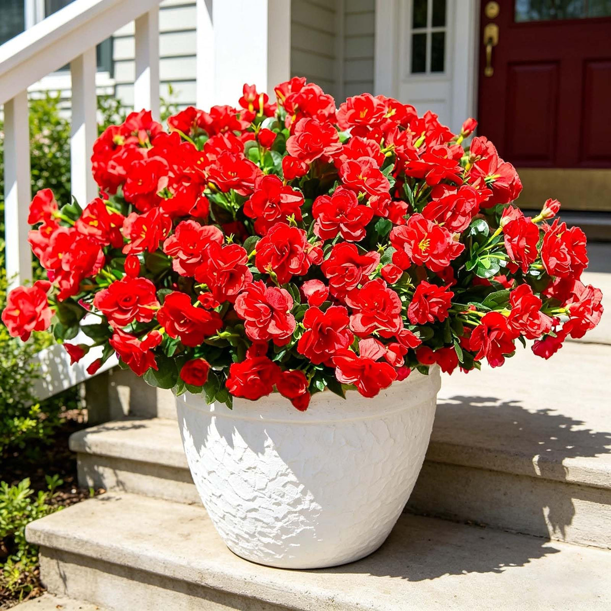 Yastouay maintenance-free outdoor flowers require no watering or pruning.