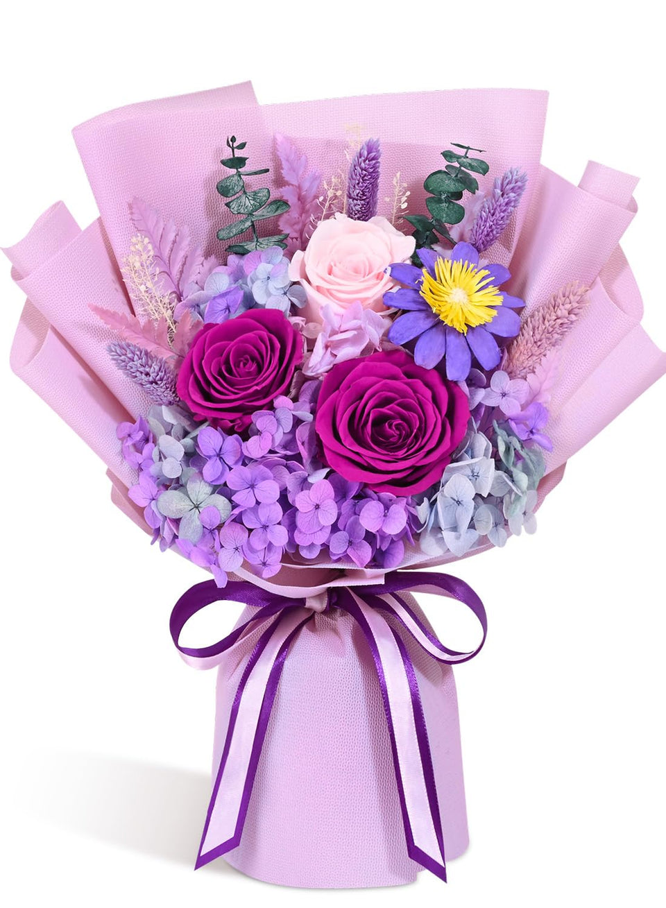 Yastouay preserved flowers in a luxe delivery box ready for gifting.