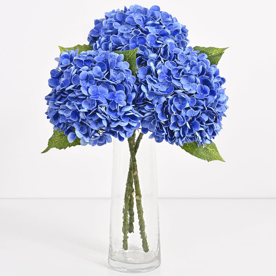 Yastouay real touch hydrangea, 21-inch centerpieces add natural elegance.