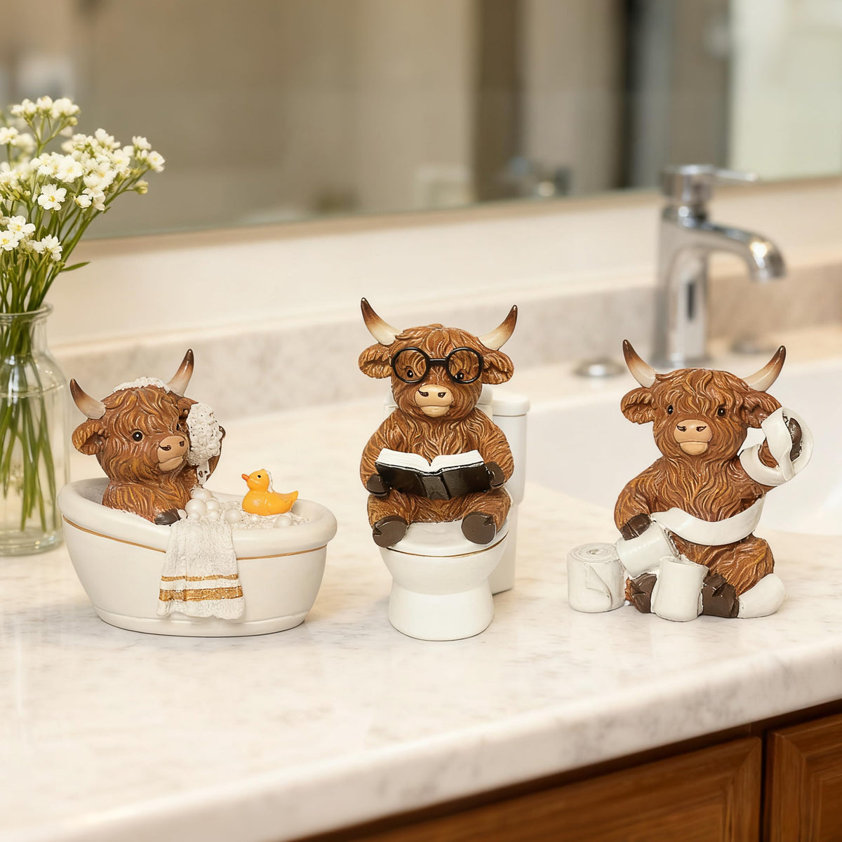 YeehaWhoo Highland Cow loofah closeup enhances rustic bath accents