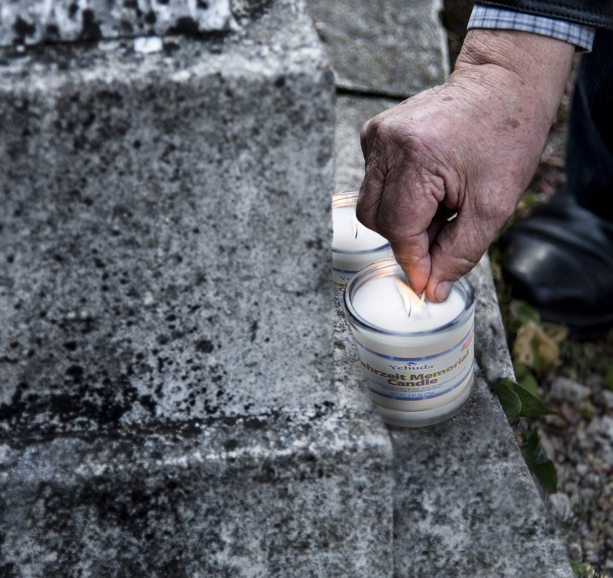 Yehuda bulk pack candle ensures ready supply for family rituals and emergencies.