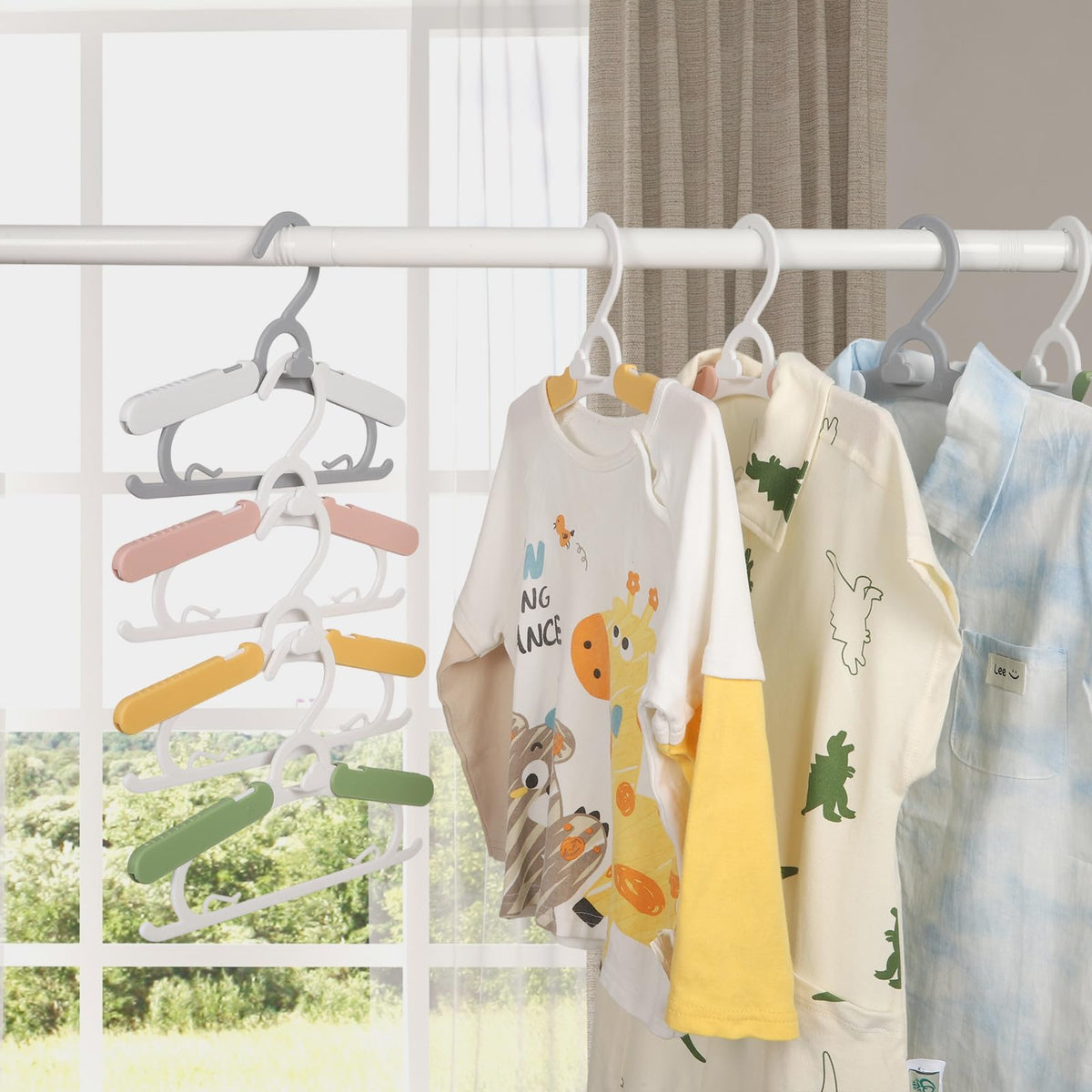 YeJieYJ sturdy hangers designed for easy access and tidy closets