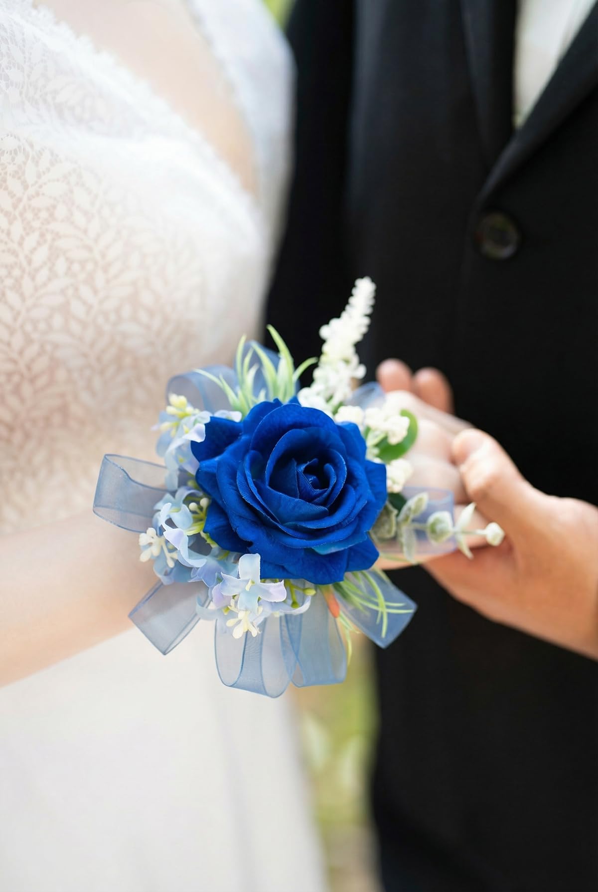 Yelinart boutonniere dimensions 4.0W x 6.5H for balance.