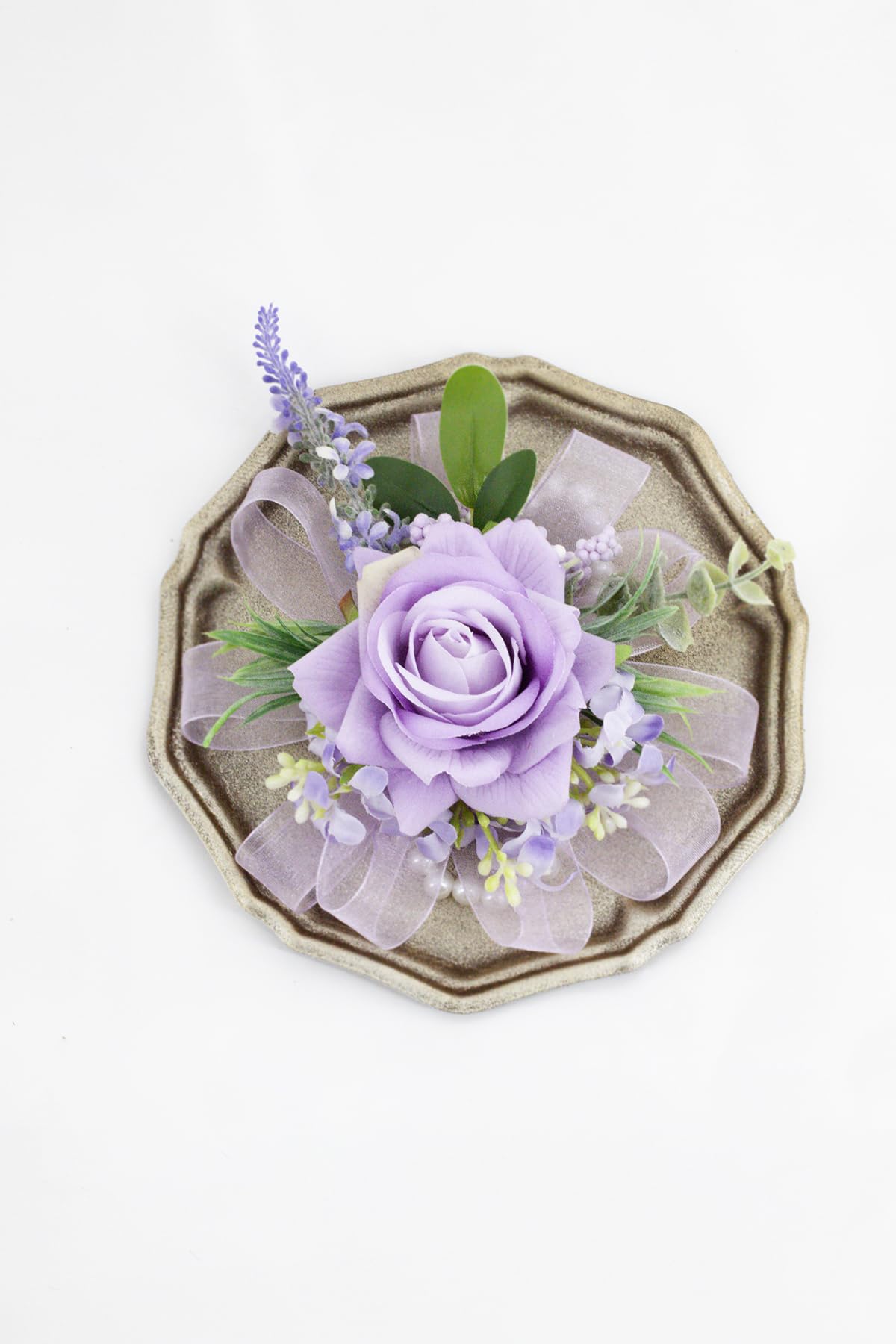 Yelinart lavender and small flowers accent for graceful natural look.