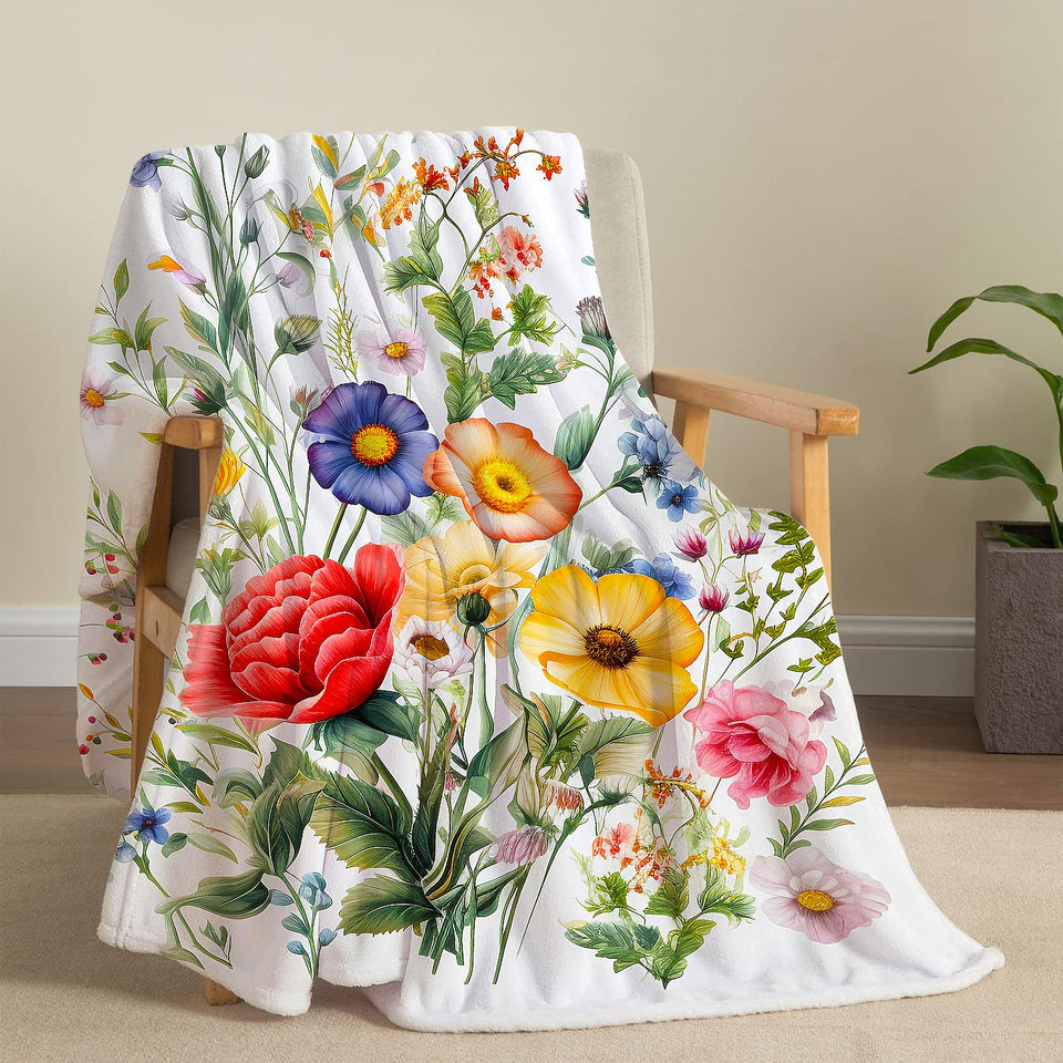 Yersion floral blanket with vintage flowers for warm, cozy home décor.