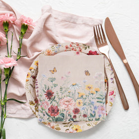YIDAKO butterfly-design tableware adds spring elegance to events
