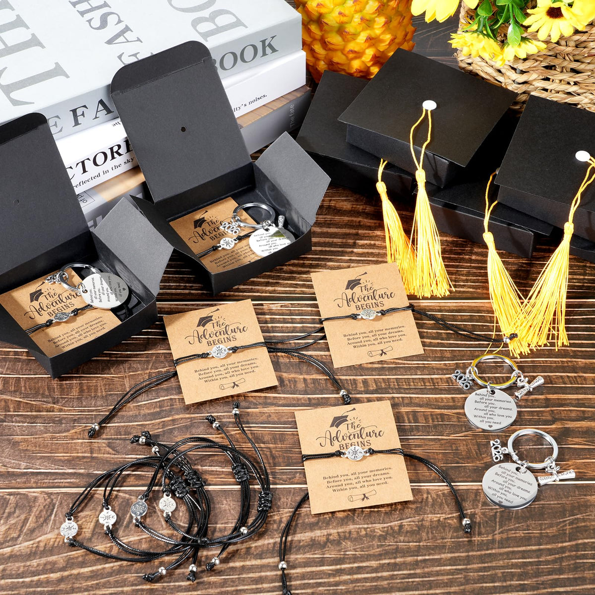 YIDAKO hat-shaped gift box presenting a premium keepsake