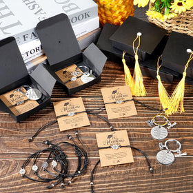 YIDAKO hat-shaped gift box presenting a premium keepsake
