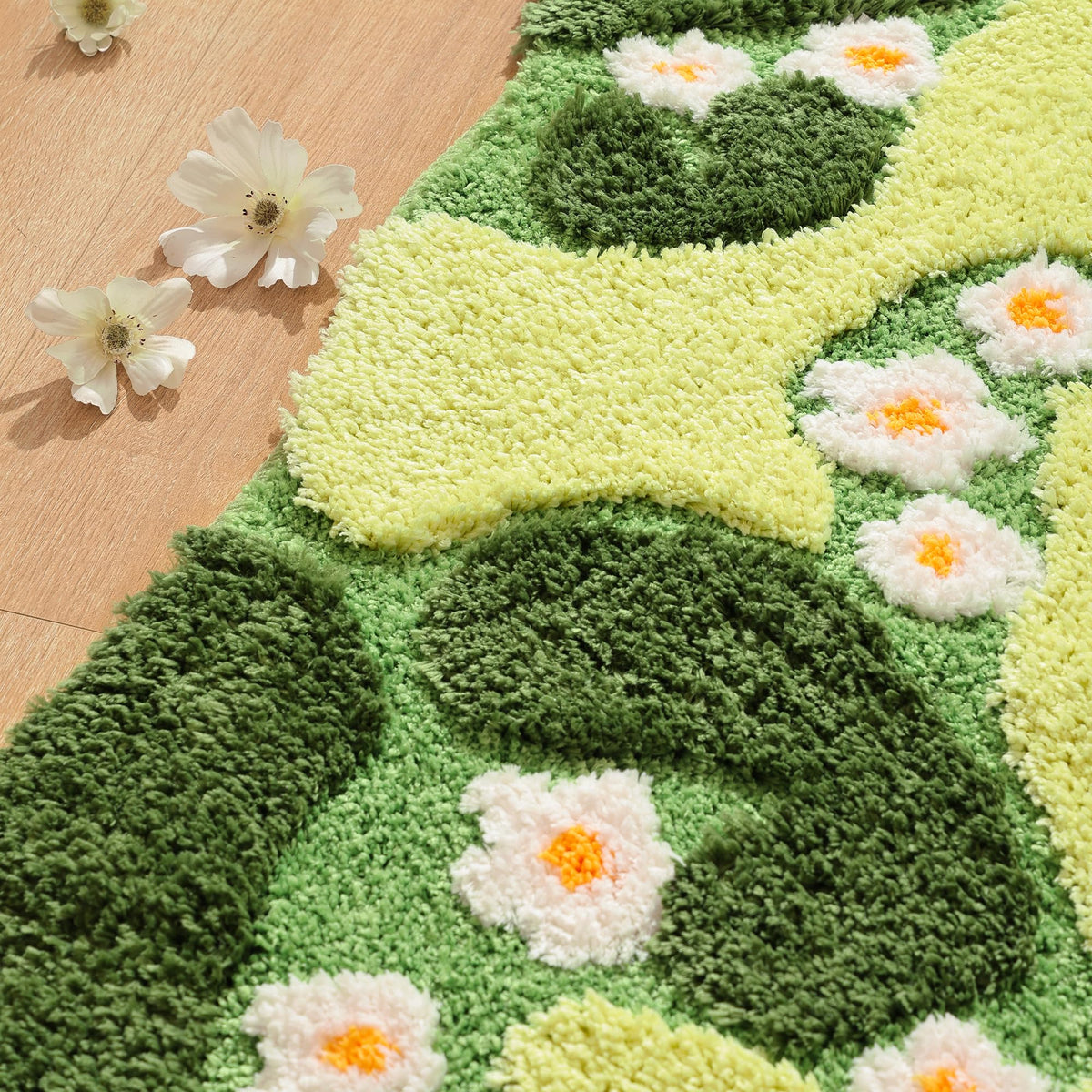 YIKUSH easy-care rug is machine washable for simple maintenance