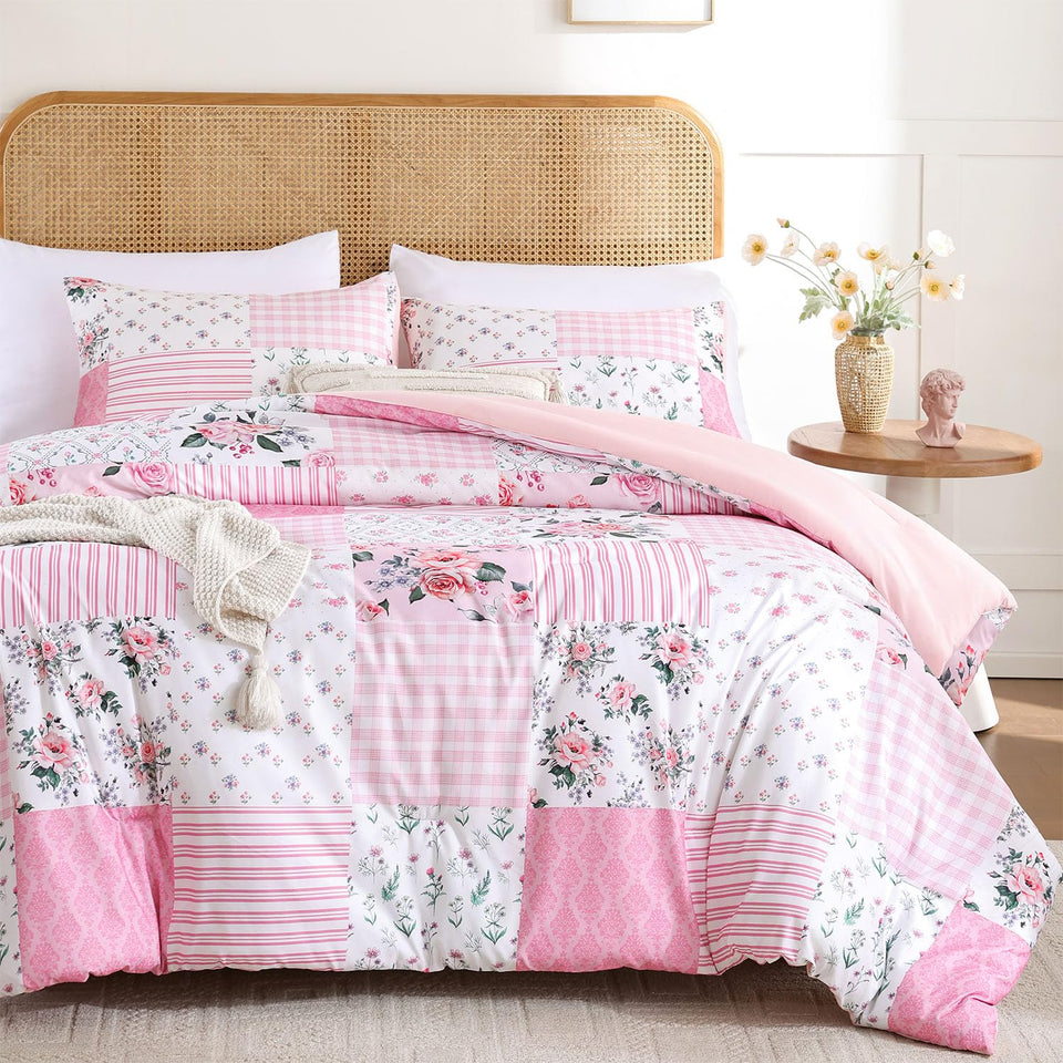 YIKUSH pink floral full comforter close-up showing soft microfiber texture for all-season warmth.