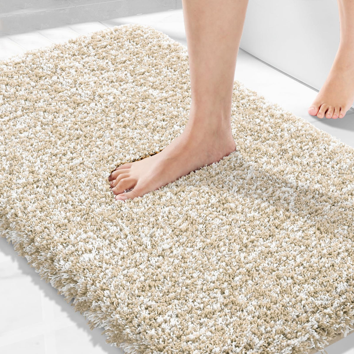 Yimobra non-slip bathroom rug keeps floors dry and safe.