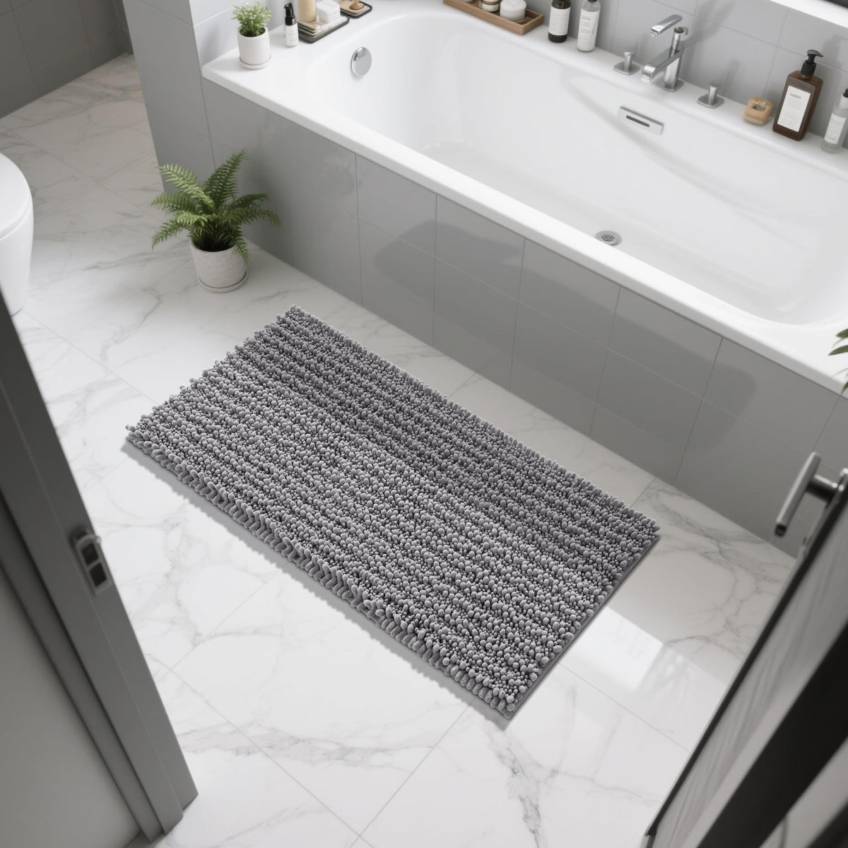 Yimobra gray bath rug complements any decor style.
