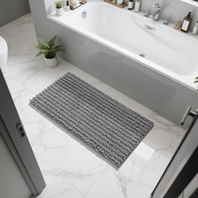Yimobra gray bath rug complements any decor style.
