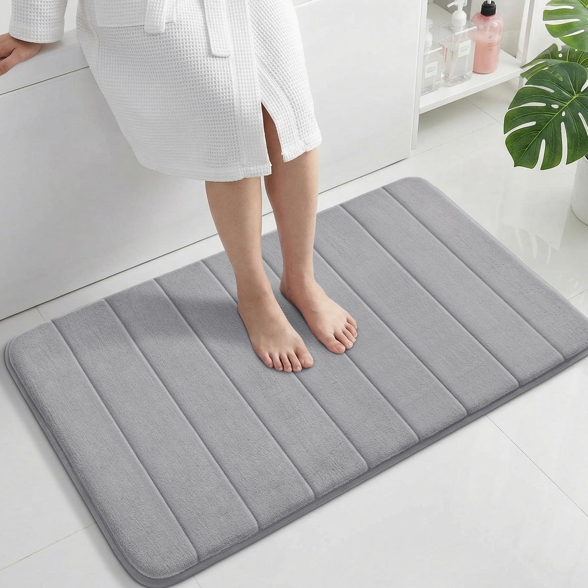 Yimobra large bath mat 36x24 gray surface with cloud-like comfort