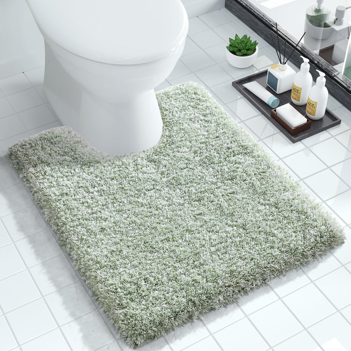 Yimobra toilet rug with U-shaped contour, washable for easy care.