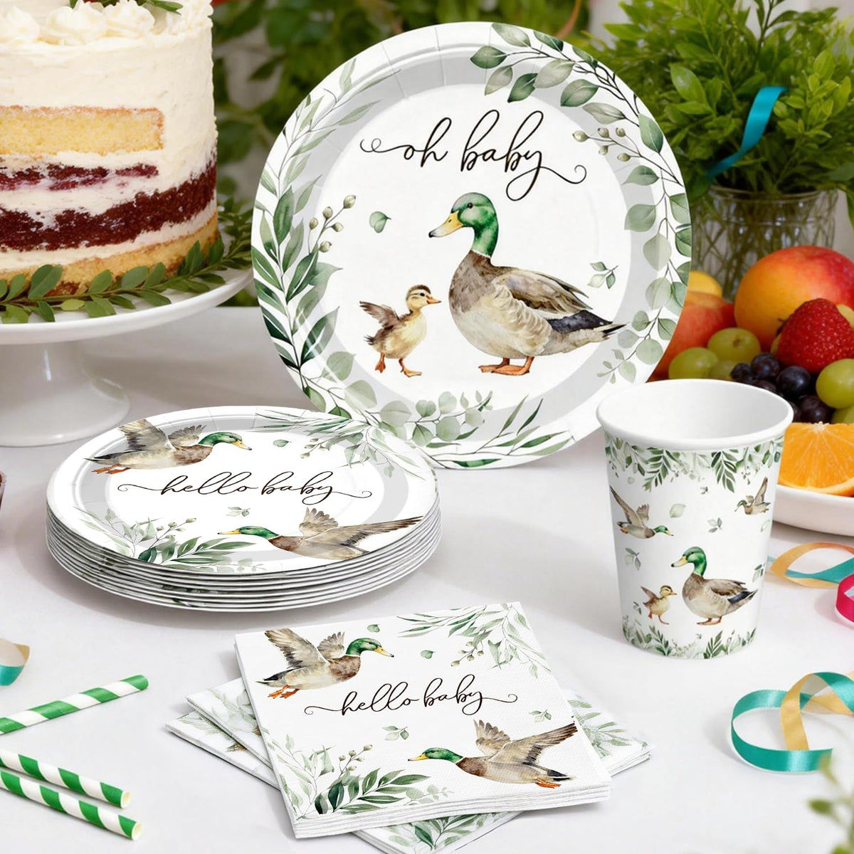 Yingoto honeycomb centerpieces bring dimension and natural charm to tables.