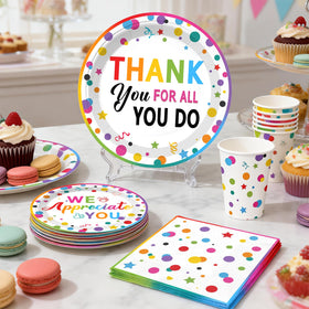 Yingoto We Appreciate You honeycomb centers brighten tables with color