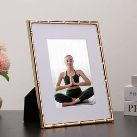 YiPinYin dark-gold metal bamboo frame ideal for home decor