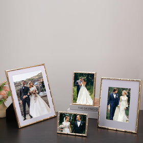 YiPinYin frame includes easel stand and wall hooks for versatile display