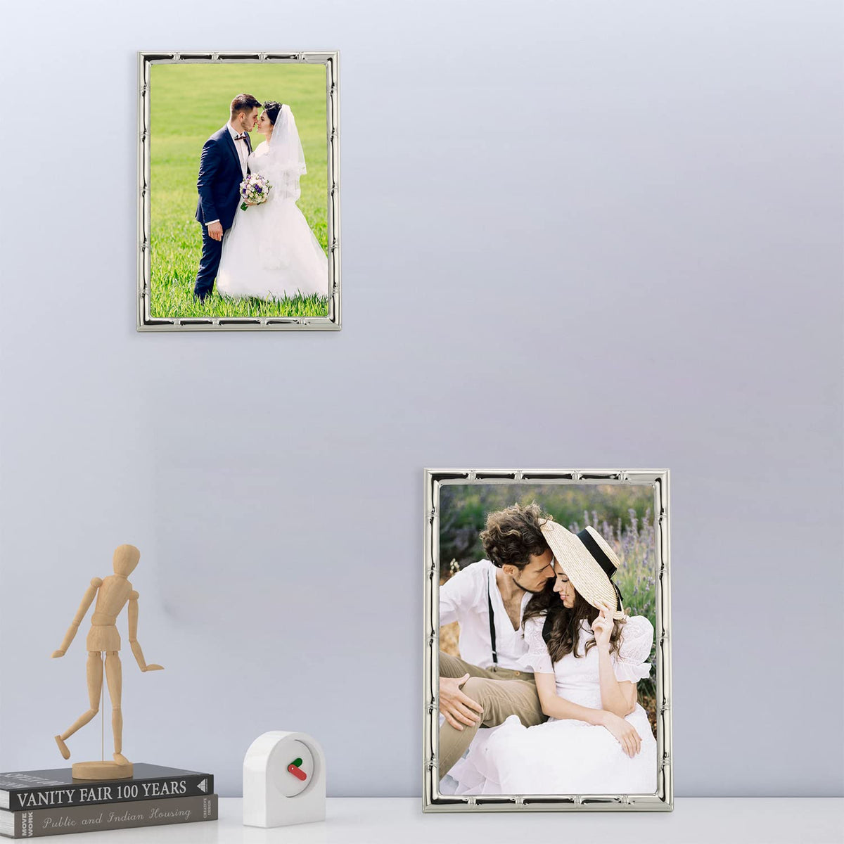 YiPinYin velvet-backed frame secures photos with soft-touch backing