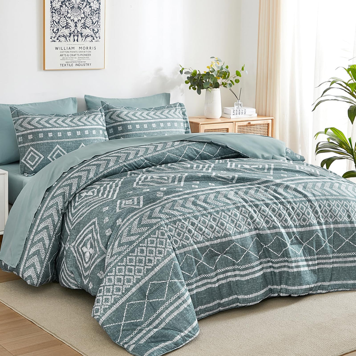 Yiran Boho Aztec king comforter set overview enhances modern bedroom style.