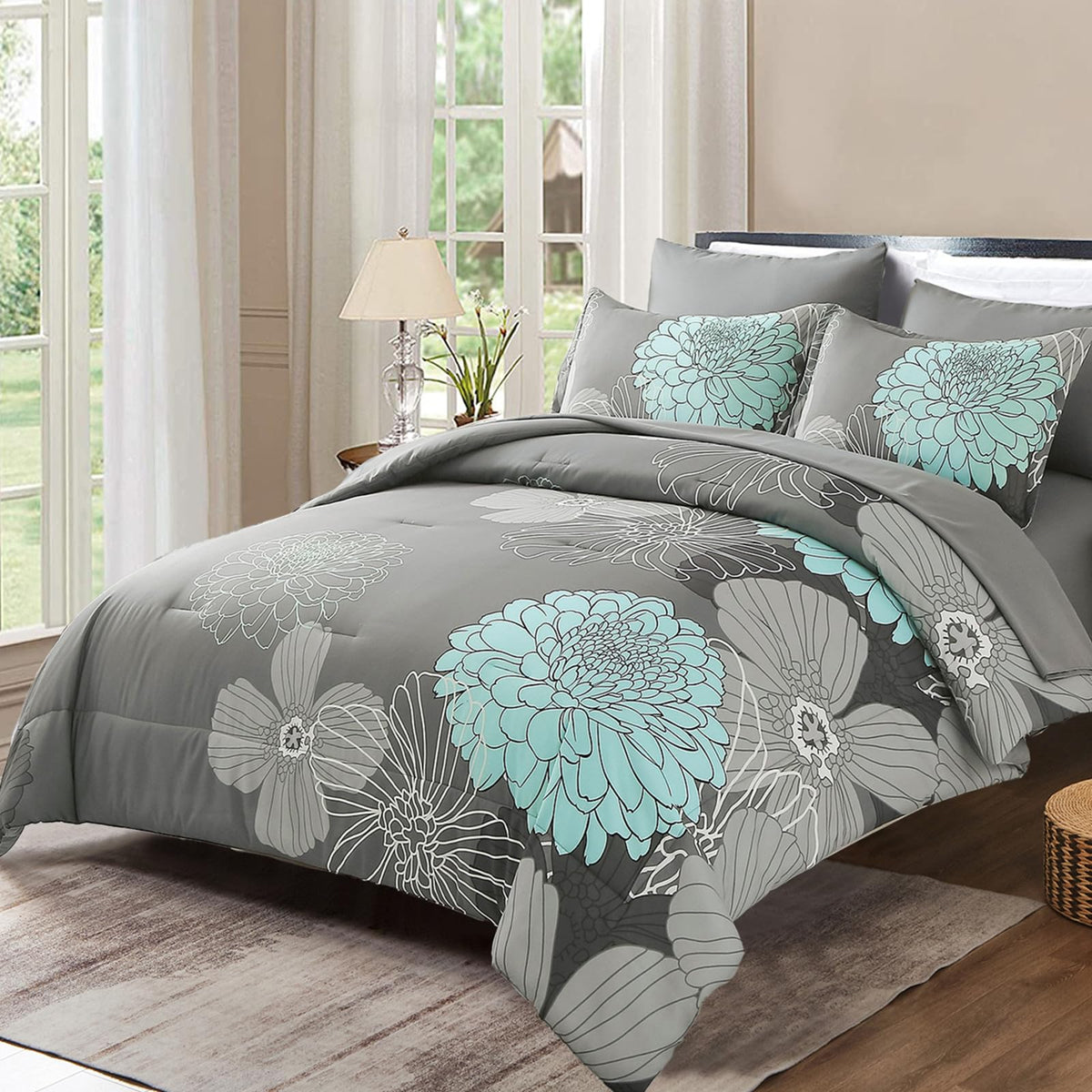 Yiran floral comforter set queen shows vibrant bouquet design on soft microfiber for all-season coziness.