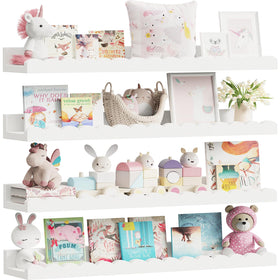 Yirilan scalloped shelves on wall in white, ideal for kid-friendly book displays.