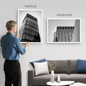 YiTanli frame mounted vertically for flexible room setup.
