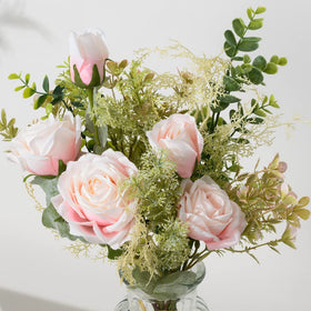 YJ artificial silk stems are bendable for customizable centerpieces and table decor.